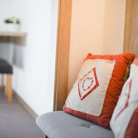 11 * デマノブスカ・ドリーナ